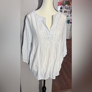 Women’s XL white flowy blouse